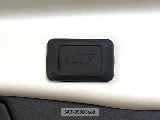 Toyota RAV4 PHV 2023-05 8101559-6