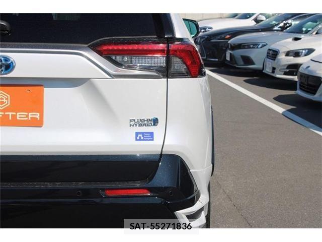 Toyota RAV4 PHV 2023-03 8101558-17