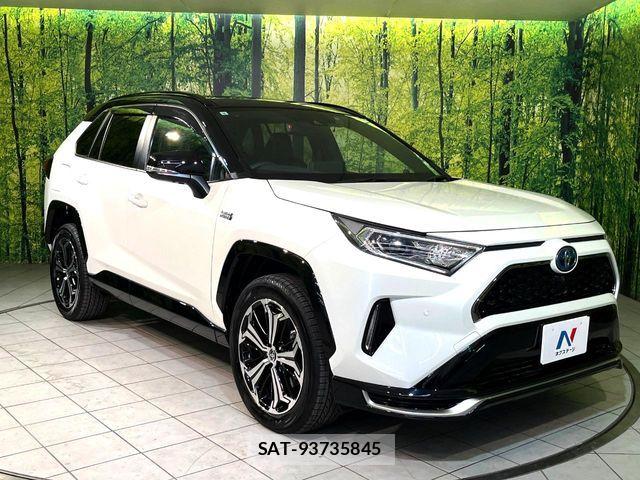 Toyota RAV4 PHV 2021-09 8101560-15