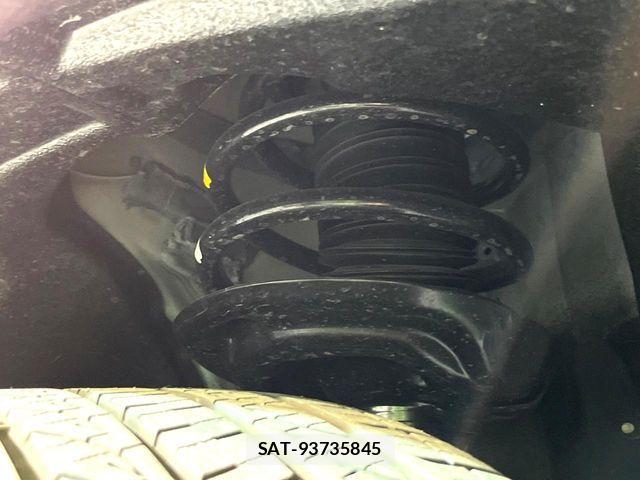 Toyota RAV4 PHV 2021-09 8101560-19