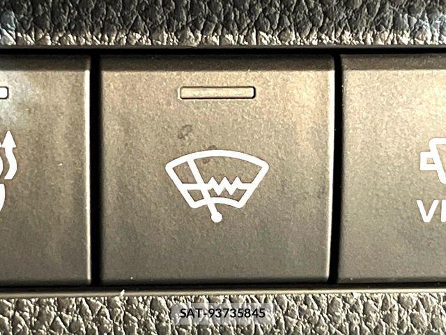 Toyota RAV4 PHV 2021-09 8101560-5