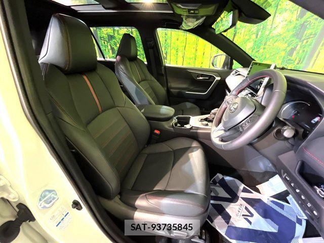 Toyota RAV4 PHV 2021-09 8101560-7