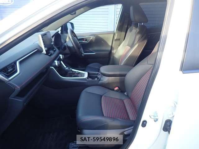 Toyota RAV4 PHV 2021-10 8101563-13