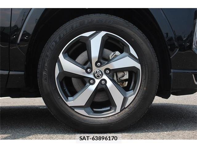 Toyota RAV4 PHV 2022-06 8159114-15