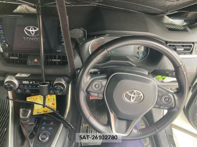 Toyota RAV4 PHV 2022-09 8231600-14