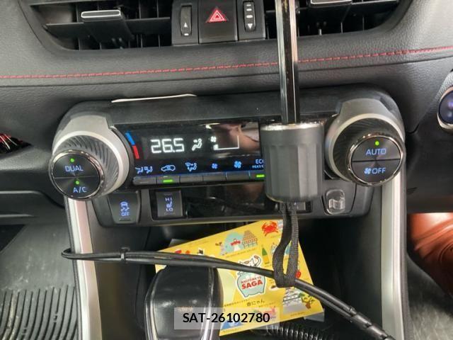 Toyota RAV4 PHV 2022-09 8231600-19