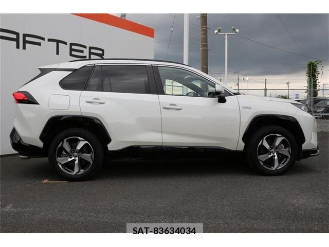 Toyota RAV4 PHV 2020-09 8231601-9