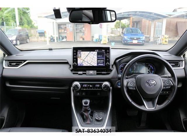 Toyota RAV4 PHV 2020-09 8231601-14