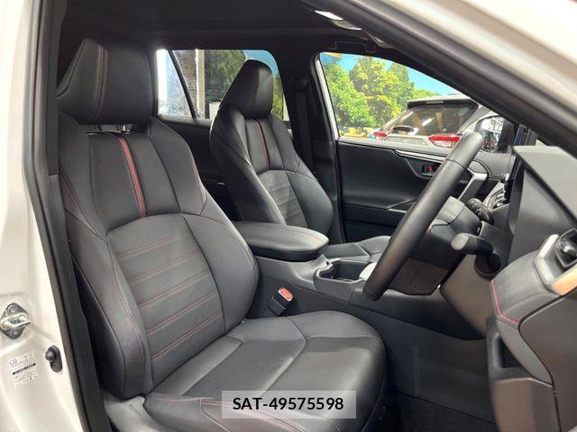 Toyota RAV4 PHV 2023-11 8246510-7