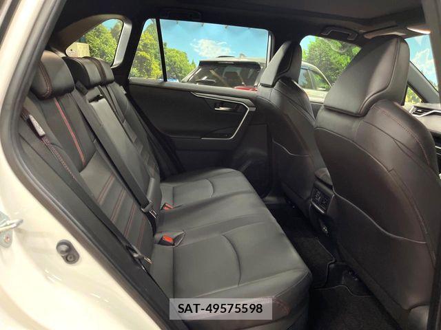 Toyota RAV4 PHV 2023-11 8246510-8