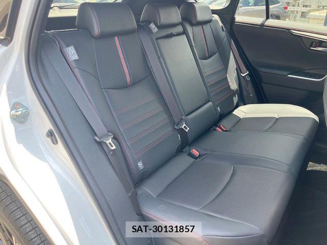 Toyota RAV4 PHV 2024-10 8316705-12
