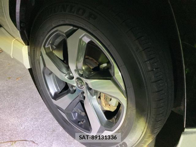Toyota RAV4 PHV 2022-04 8337634-4