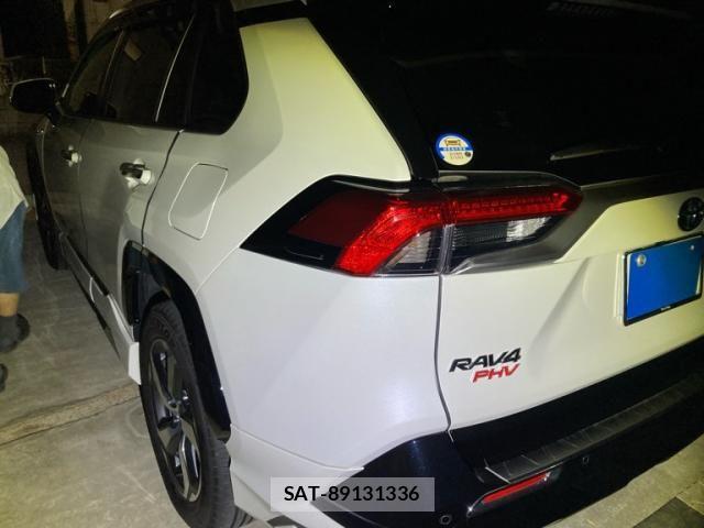 Toyota RAV4 PHV 2022-04 8337634-8