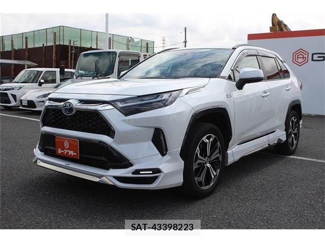 Toyota RAV4 PHV 2023-02 8355482-11
