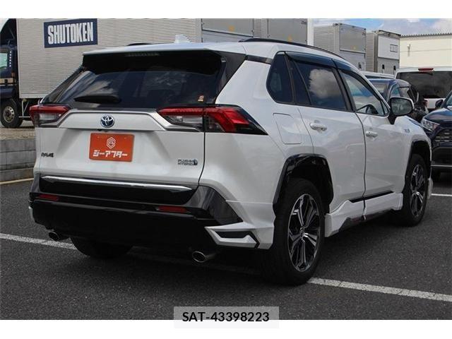 Toyota RAV4 PHV 2023-02 8355482-15