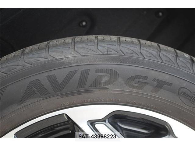Toyota RAV4 PHV 2023-02 8355482-21