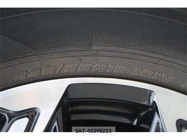 Toyota RAV4 PHV 2023-02 8355482-22
