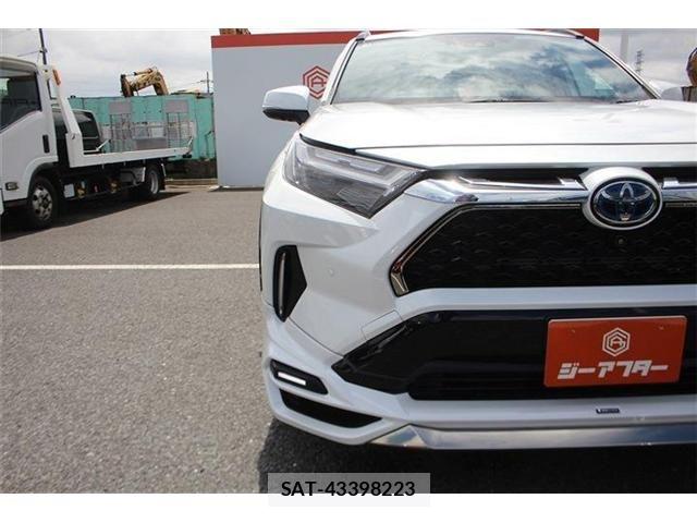 Toyota RAV4 PHV 2023-02 8355482-23