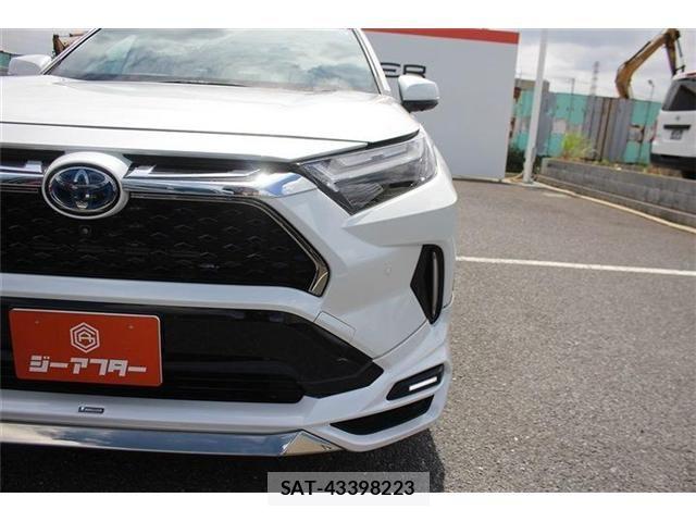 Toyota RAV4 PHV 2023-02 8355482-25