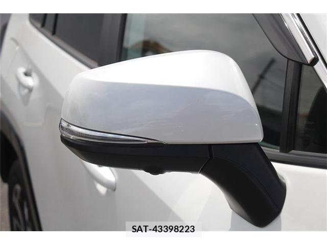 Toyota RAV4 PHV 2023-02 8355482-29