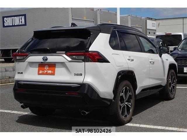 Toyota RAV4 PHV 2023-02 8355481-15