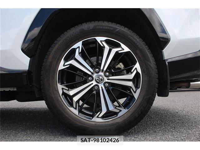 Toyota RAV4 PHV 2023-02 8355481-19