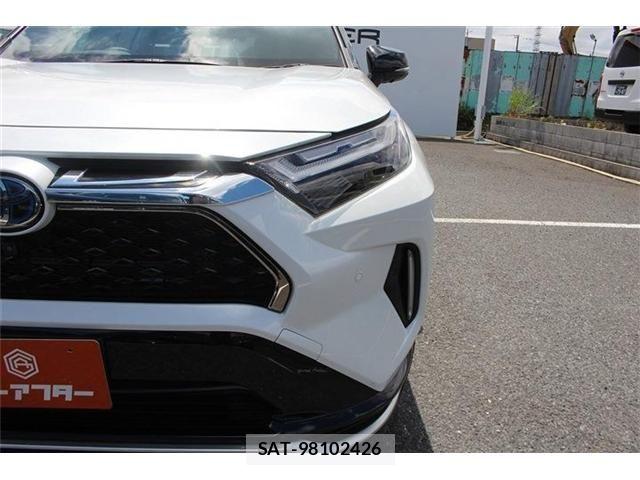 Toyota RAV4 PHV 2023-02 8355481-25