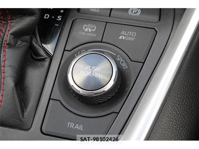 Toyota RAV4 PHV 2023-02 8355481-5