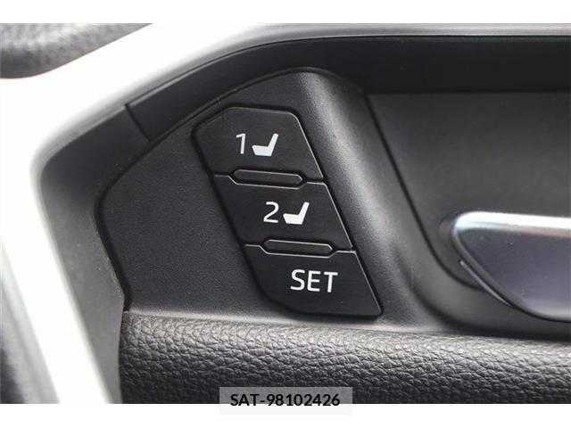 Toyota RAV4 PHV 2023-02 8355481-6