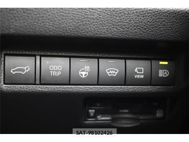 Toyota RAV4 PHV 2023-02 8355481-8