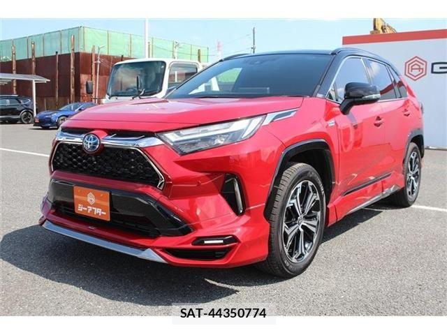 Toyota RAV4 PHV 2023-03 8368329-9