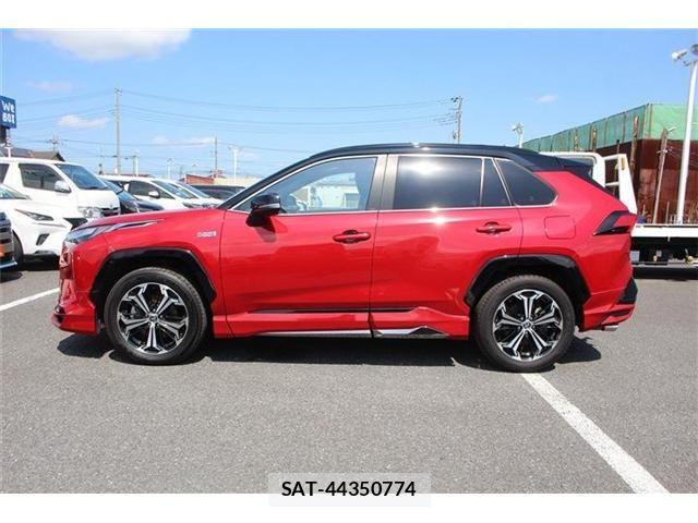 Toyota RAV4 PHV 2023-03 8368329-10