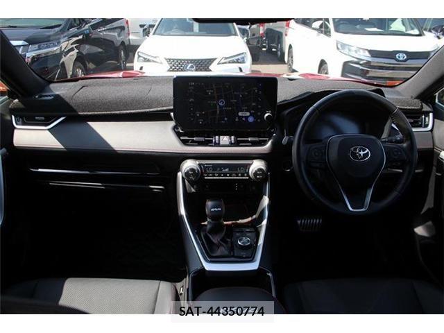 Toyota RAV4 PHV 2023-03 8368329-26