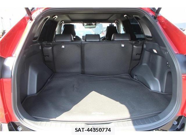 Toyota RAV4 PHV 2023-03 8368329-29