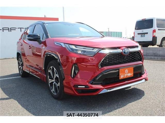 Toyota RAV4 PHV 2023-03 8368329-7