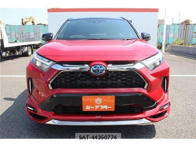 Toyota RAV4 PHV 2023-03 8368329-8