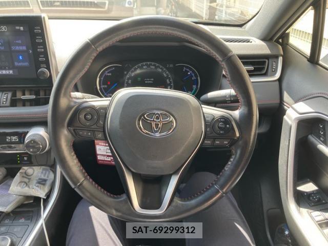 Toyota RAV4 PHV 2022-09 8372116-14