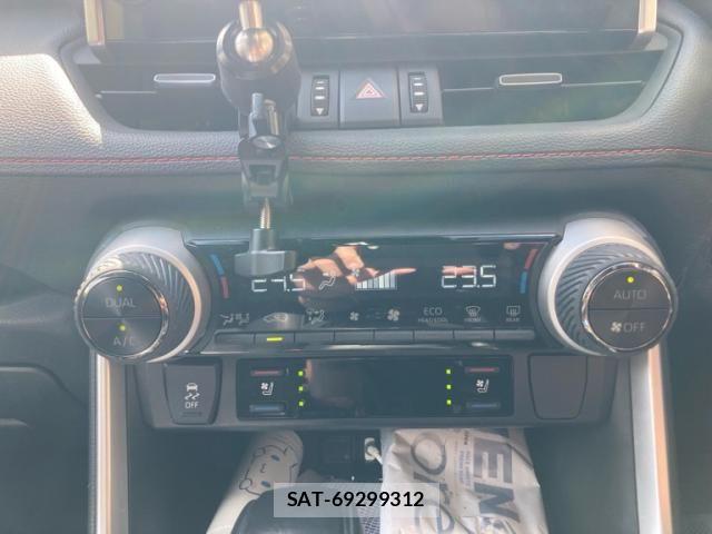 Toyota RAV4 PHV 2022-09 8372116-19