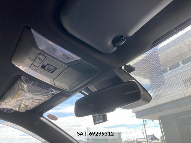 Toyota RAV4 PHV 2022-09 8372116-23