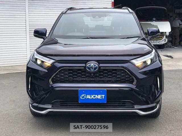 Toyota RAV4 PHV 2022-03 8372115-1