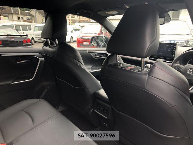 Toyota RAV4 PHV 2022-03 8372115-19