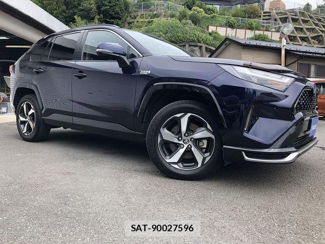 Toyota RAV4 PHV 2022-03 8372115-2