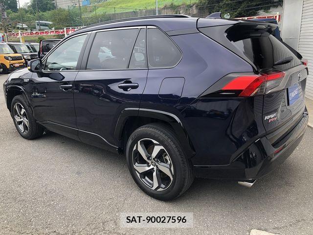 Toyota RAV4 PHV 2022-03 8372115-6