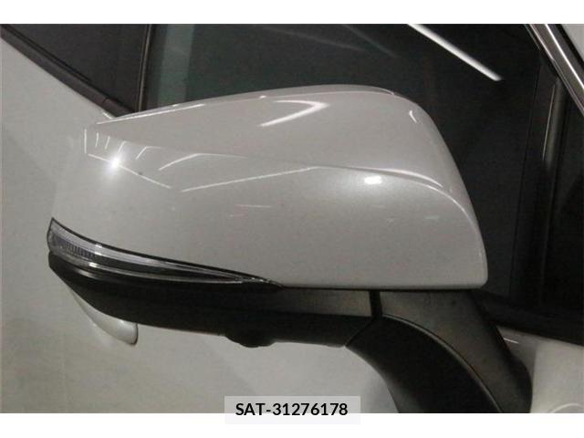Toyota RAV4 PHV 2023-07 8410986-9