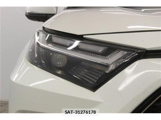 Toyota RAV4 PHV 2023-07 8410986-11
