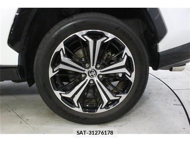 Toyota RAV4 PHV 2023-07 8410986-22