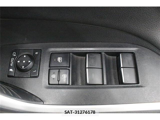 Toyota RAV4 PHV 2023-07 8410986-28