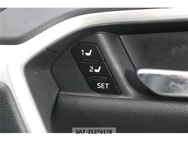 Toyota RAV4 PHV 2023-07 8410986-29