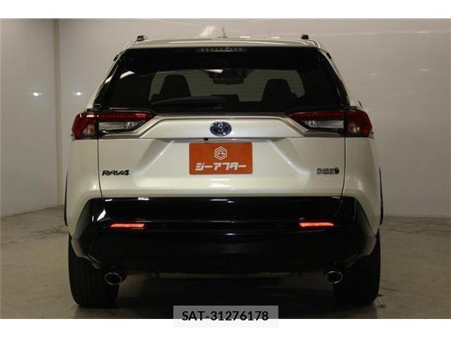 Toyota RAV4 PHV 2023-07 8410986-5