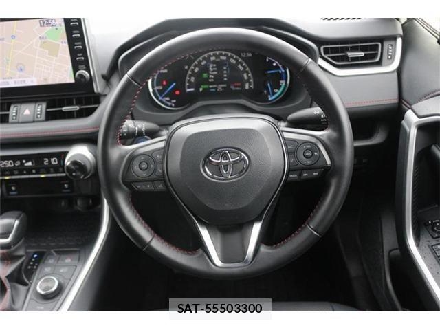 Toyota RAV4 PHV 2021-10 8414675-16